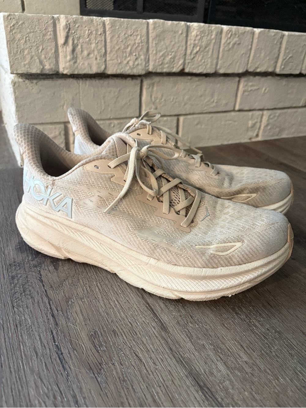 Hoka Clifton 8 Neutral Beige Running Shoes